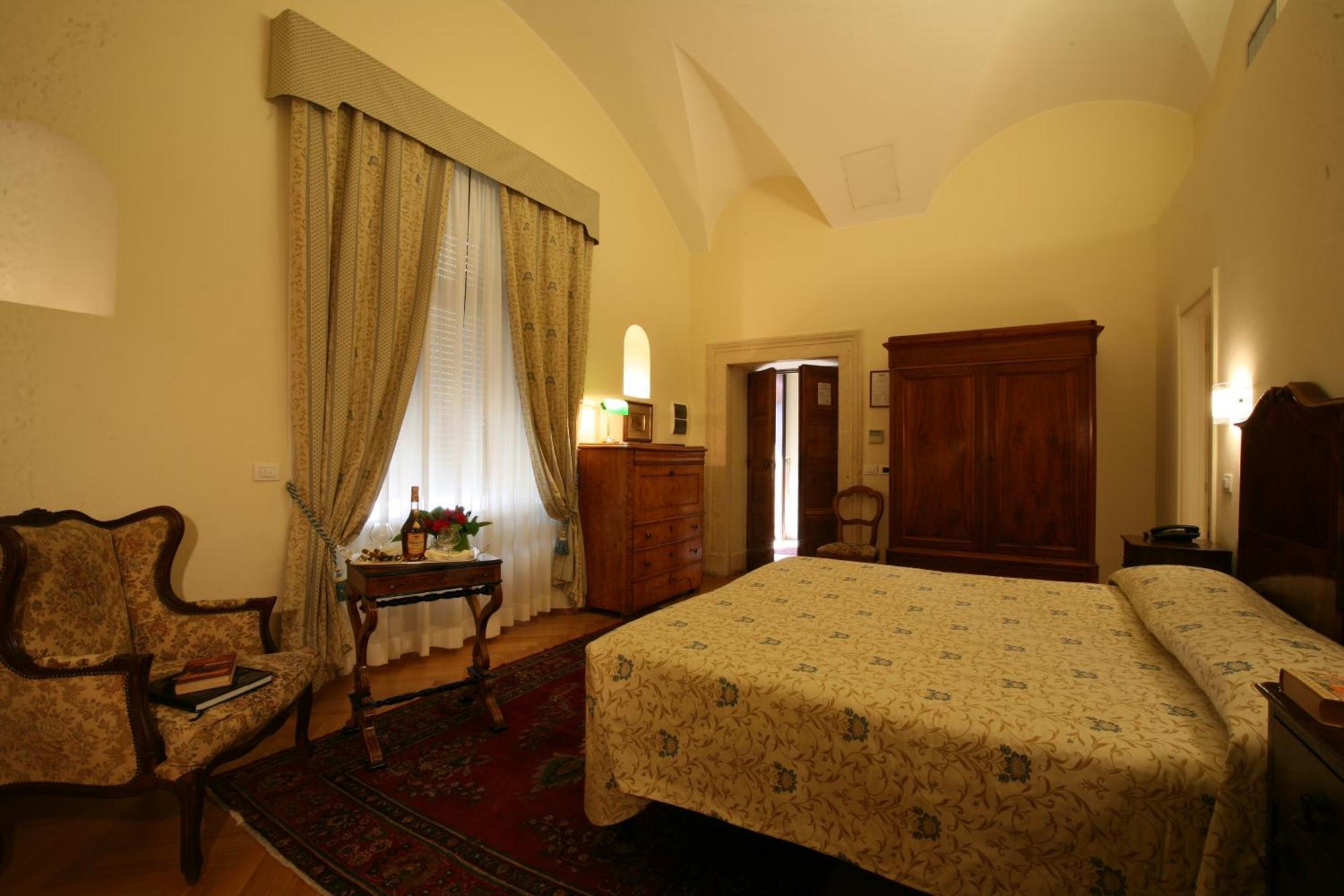 Grand Dei Castelli Hotel